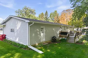 520 Walnut St, Mantorville, MN 55955 - Photo 4