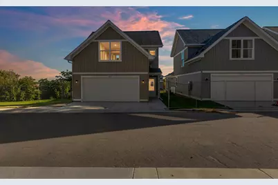 422 Rivoli Drive, Saint Paul, MN 55130 - Photo 1