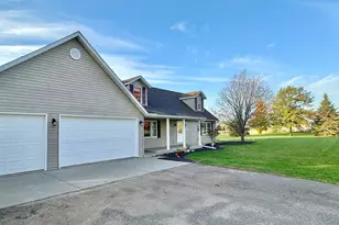 1309 214th Ave, New Richmond, WI 54017 - Photo 6