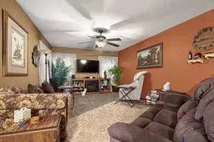 320 Broadway Ave W, Little Falls, MN 56345 - Photo 8