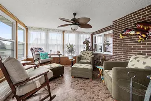 320 Broadway Ave W, Little Falls, MN 56345 - Photo 10