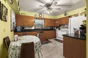 320 Broadway Ave W, Little Falls, MN 56345 - Photo 4