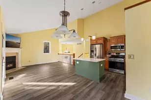 12500 Parkwood Dr, Burnsville, MN 55337 - Photo 8