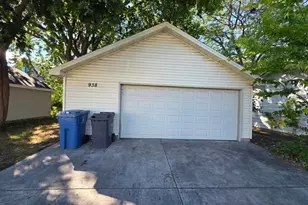 938 17th Ave SE, Minneapolis, MN 55414 - Photo 4