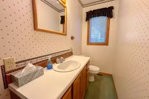 314 W Spruce St, Fergus Falls, MN 56537 - Photo 24