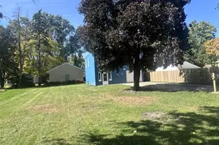 1402 6th St SE, Austin, MN 55912 - Photo 4