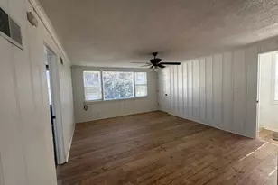 1402 6th St SE, Austin, MN 55912 - Photo 10