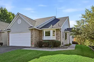 1013 Hesli Hill Ct, Shoreview, MN 55126 - Photo 1