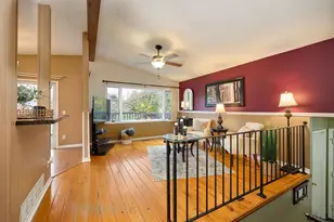 6342 Whispering Oaks Dr, Eden Prairie, MN 55346 - Photo 4
