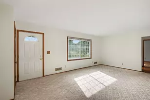 14669 Danbury Ave W, Rosemount, MN 55068 - Photo 4