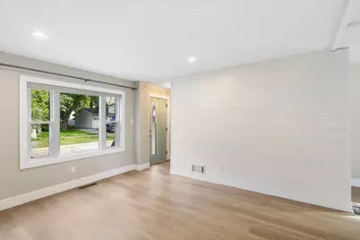 412 E 1st Street, Chaska, MN 55318 - Photo 6