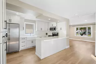 412 E 1st St, Chaska, MN 55318 - Photo 10