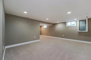1331 Willow Cir, Roseville, MN 55113 - Photo 50