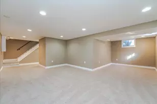 1331 Willow Cir, Roseville, MN 55113 - Photo 48