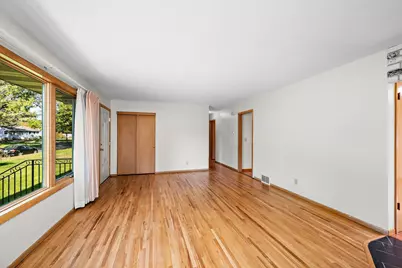 6056 Sumter Avenue N, New Hope, MN 55428 - Photo 4