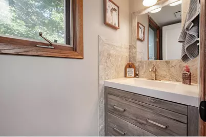 11404 330th Avenue, Blue Earth, MN 56013 - Photo 16