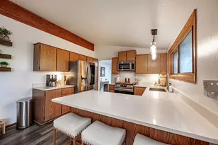 11404 330th Ave, Blue Earth, MN 56013 - Photo 10