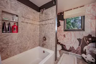 11404 330th Ave, Blue Earth, MN 56013 - Photo 24