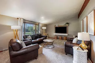 11404 330th Ave, Blue Earth, MN 56013 - Photo 4
