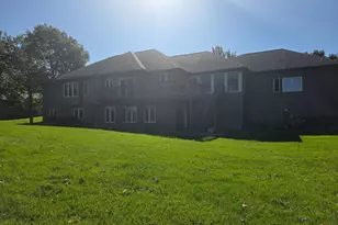2734 Campus Ln, Albert Lea, MN 56007 - Photo 6