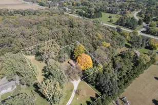 1240 Robin Ln SE, Rochester, MN 55904 - Photo 2