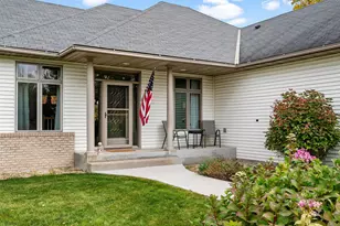 21448 Pointe Dr, Rogers, MN 55374 - Photo 2