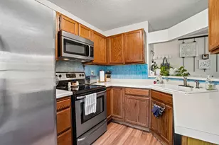7529 W 110th St, Bloomington, MN 55438 - Photo 18