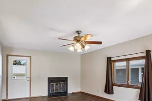 702 Madison St S, Shakopee, MN 55379 - Photo 14