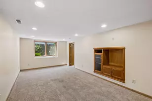702 Madison St S, Shakopee, MN 55379 - Photo 26
