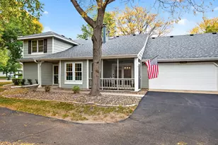 7780 Glenda Ct, Apple Valley, MN 55124 - Photo 2