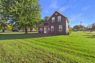 418 First Ave SW, Melrose, MN 56352 - Photo 6