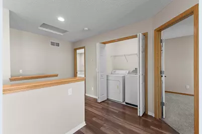 7756 Buttercup Court, Chanhassen, MN 55317 - Photo 32