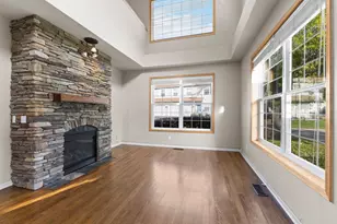 7756 Buttercup Ct, Chanhassen, MN 55317 - Photo 14