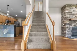 7756 Buttercup Ct, Chanhassen, MN 55317 - Photo 30