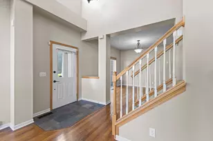 7756 Buttercup Ct, Chanhassen, MN 55317 - Photo 12
