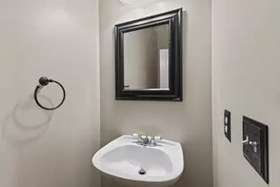 7756 Buttercup Ct, Chanhassen, MN 55317 - Photo 28