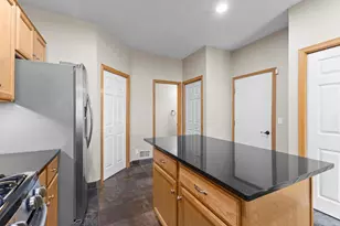 7756 Buttercup Ct, Chanhassen, MN 55317 - Photo 26
