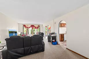5525 Emerson Ave N, Brooklyn Center, MN 55430 - Photo 12