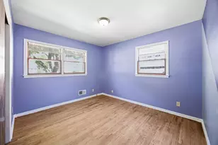 920 Magnolia Ave E, Saint Paul, MN 55106 - Photo 8