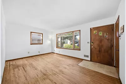 920 Magnolia Avenue E, Saint Paul, MN 55106 - Photo 6