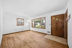 920 Magnolia Ave E, Saint Paul, MN 55106 - Photo 6