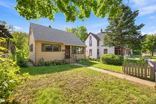 920 Magnolia Ave E, Saint Paul, MN 55106 - Photo 1