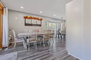 670 Conestoga Trail, Chanhassen, MN 55317 - Photo 12
