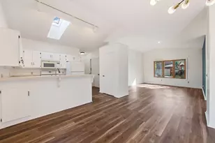 5347 Emerald Way, Apple Valley, MN 55124 - Photo 8