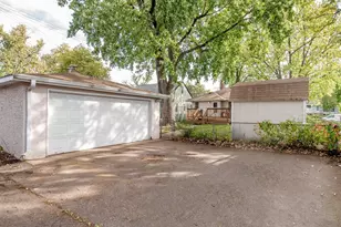 1595 Chamber St, Saint Paul, MN 55106 - Photo 40