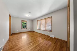 800 Crystal Lake Rd E, Burnsville, MN 55306 - Photo 36