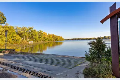 800 Crystal Lake Road E, Burnsville, MN 55306 - Photo 16