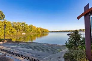 800 Crystal Lake Rd E, Burnsville, MN 55306 - Photo 16