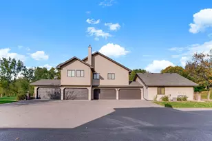 5545 Orleans Ln N, Plymouth, MN 55442 - Photo 20