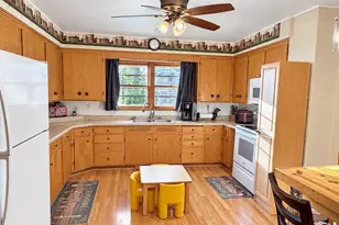 1314 Tainter St, Menomonie, WI 54751 - Photo 4